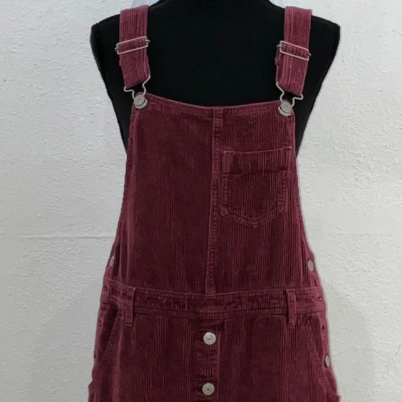 Burgundy Levi’s corduroy overall dress - Picture 5 of 13